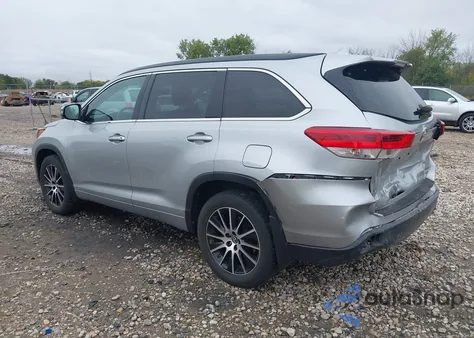 2018 Toyota Highlander Se из США, поврежденный, VIN 5TDJZRFH3JS547032